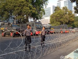 Aksi Bela Palestina, TNI-Polri Jaga Ketat Kedubes AS