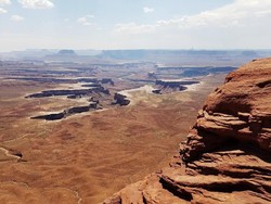 Petualangan 2 Wisatawan yang Berujung Ancaman Pidana
