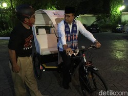 Anies Jajal Becak Lokal ala Jerman, Ada GPS-nya!