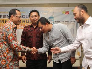 Diskusi Pembangunan Infrastruktur Untuk Siapa? Diskusi Pembangunan Infrastruktur Untuk Siapa?