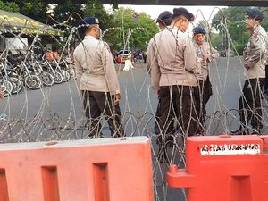 Aksi Bela Palestina, Jalan Medan Merdeka Selatan Ditutup Aksi Bela Palestina, Jalan Medan Merdeka Selatan Ditutup