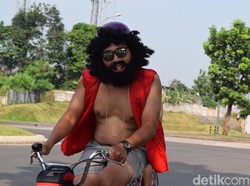 Bugar Ceria dengan Sepeda Rongsokan