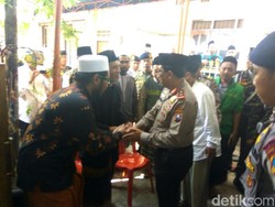 Ke Rumah Duka, Kapolda Jatim Kenang Sosok KH Sholeh Qosim