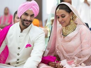 Neha Dhupia dan Angad Bedi Dikabarkan Menikah Diam-diam Neha Dhupia dan Angad Bedi Dikabarkan Menikah Diam-diam