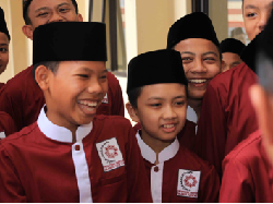 Berbagi Nikmat dengan 300 Ribu Penghafal Alquran di Bulan Ramadan