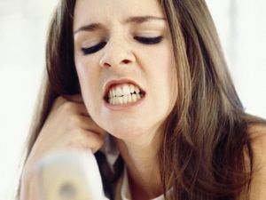 Cinta Ditolak, Wanita Ini Bombardir Gebetan dengan 65 Ribu SMS Cinta Ditolak, Wanita Ini Bombardir Gebetan dengan 65 Ribu SMS