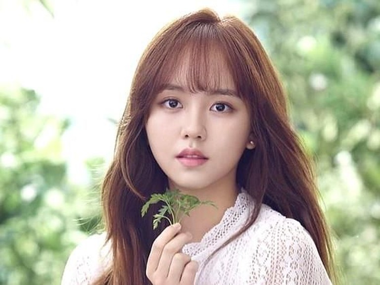 Jomblo Abadi 7 Artis Korea Tampan Dan Cantik Ini Belum Pernah