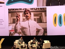 Canda Sri Mulyani Bertemu RR di Talk Show