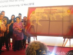 Di Depan Megawati, Perawat Honorer Curhat Soal Pengangkatan ASN