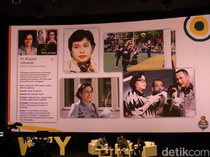 Pakai Jaket Dilan, Sri Mulyani Bicara Ekonomi di Depan Anak Muda