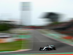 Hamilton Kuasai Sesi Latihan III