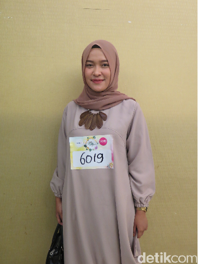 Lisna Novita, penerima audisi Sunsilk Hijab Hunt 2018 di Bandung. (Foto: Hestianingsih/Wolipop) Lisna Novita, penerima audisi Sunsilk Hijab Hunt 2018 di Bandung. (Foto: Hestianingsih/Wolipop)
