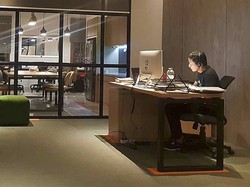 Sandiaga Pamer Ruang Kerja Transparannya di Balai Kota