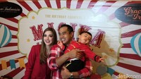 Mewahnya Pesta Ultah Pertama Anak Nia Ramadhani