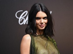 Kris Jenner Tak Tahu Kendall Kencan dengan Ben Simmons