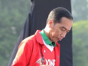 Dia Bekerja untuk Kita, Lagu Politikus Hanura untuk Jokowi Dia Bekerja untuk Kita, Lagu Politikus Hanura untuk Jokowi
