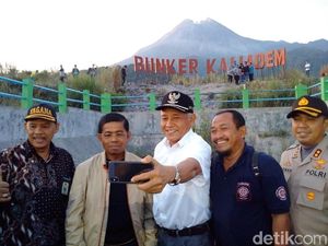 Datangi Bunker Kaliadem di Merapi, Mensos Pastikan Sleman Aman Datangi Bunker Kaliadem di Merapi, Mensos Pastikan Sleman Aman