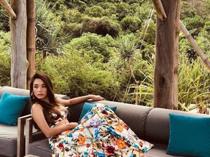 Liburannya Marion Caunter, Model Cantik Malaysia di Lombok