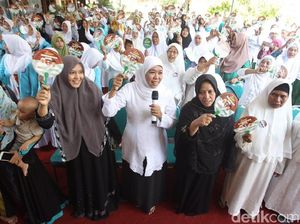 Ulama dan Muslimat NU Situbondo Total Dukung Khofifah-Emil