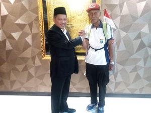 Kapolri Kagum Soepardi Jalan Kaki dari Surabaya demi Semangati Polri