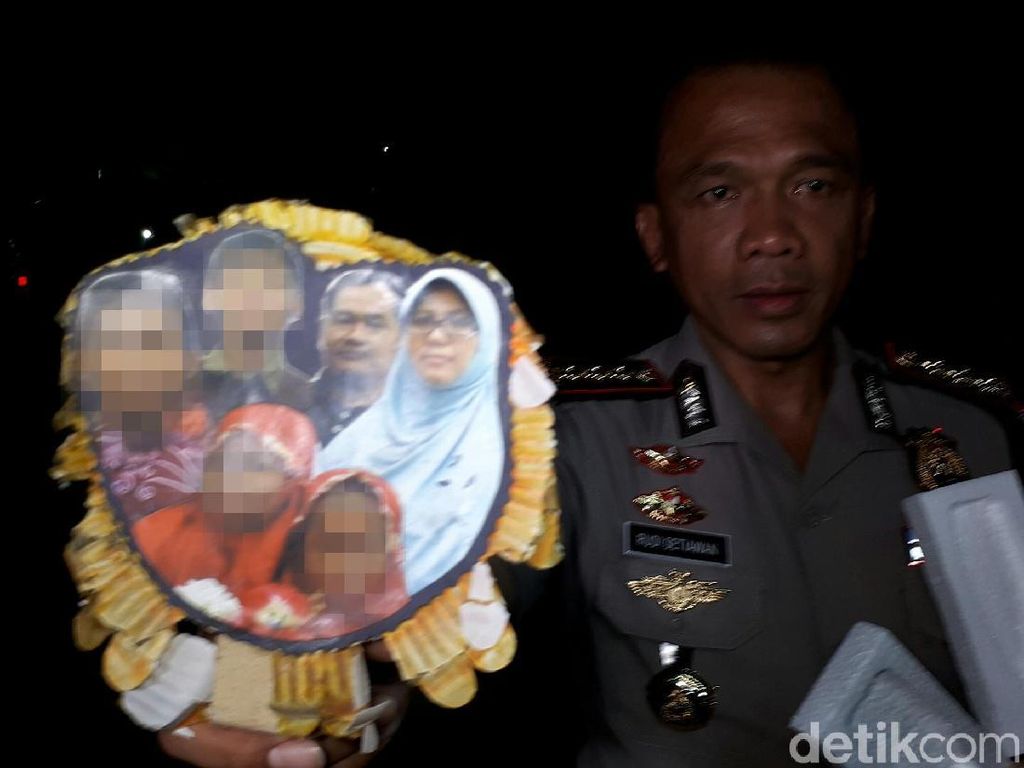 Bom Surabaya, Menteri PPPA Kecam Pelibatan Anak dan Perempuan Bom Surabaya, Menteri PPPA Kecam Pelibatan Anak dan Perempuan