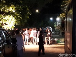 Bom Gereja Surabaya, Keluarga Dita Syok