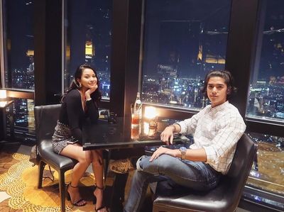 Menara Eiffel hingga Renang Bareng, Momen-momen Mesra Al dan Alyssa Daguise