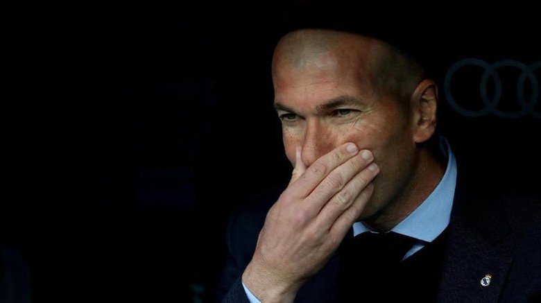 Momen Zidane Mengumpat Saat Ditanya Skuat Madrid vs Liverpool Momen Zidane Mengumpat Saat Ditanya Skuat Madrid vs Liverpool