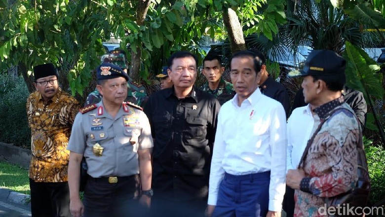 Pernyataan Lengkap Jokowi soal Teror Bom Gereja .. (Paloh & Zonk tak empathy)