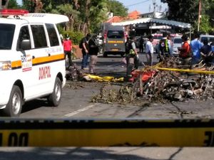 Teror Bom 3 Gereja di Surabaya Jadi Sorotan Dunia