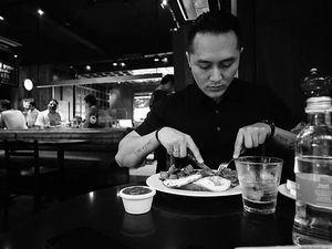 Dihujat Gara-gara Aksi Pancung Guillotine, Demian Merasa Tak Masalah Dihujat Gara-gara Aksi Pancung Guillotine, Demian Merasa Tak Masalah