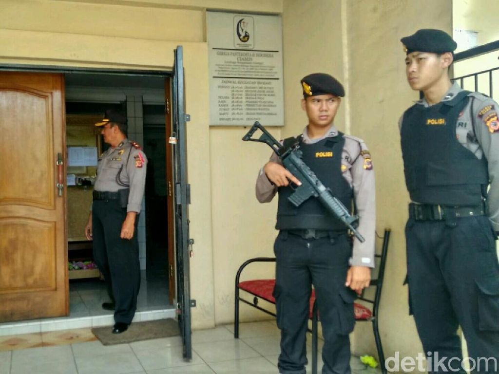 Bom di Surabaya, Gereja di Ciamis Dijaga Ketat 10 Polisi