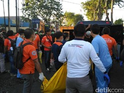 Empat Jenazah Dievakuasi dari Gereja Pantekosta Pusat Surabaya