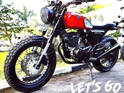 Honda MegaPro Scrambler di Perbatasan Indonesia