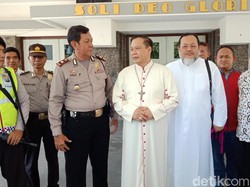 Pimpinan Keuskupan Surabaya: Pelaku Biadab, Umat Harus Tenang