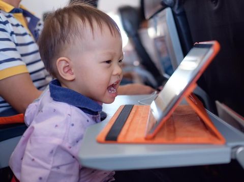 Anak Suka Nonton YouTube, Bun? Yuk, Coba Diajak Bikin Video/