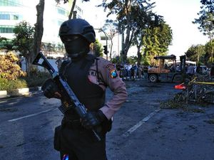 Guru Bomber Gereja di Surabaya Dihukum 10 Tahun Penjara Guru Bomber Gereja di Surabaya Dihukum 10 Tahun Penjara