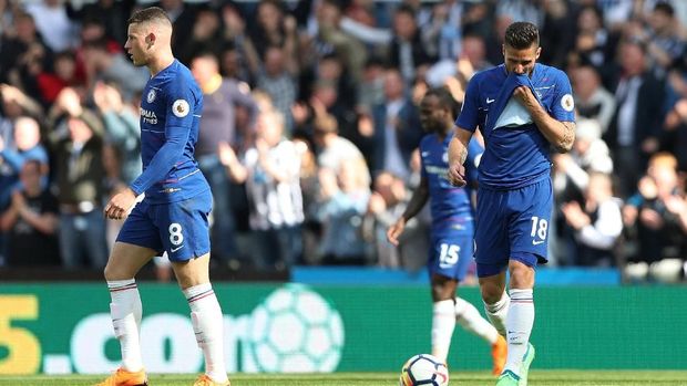 Chelsea dikalahkan Newcastle United 0-3 di St James Park.