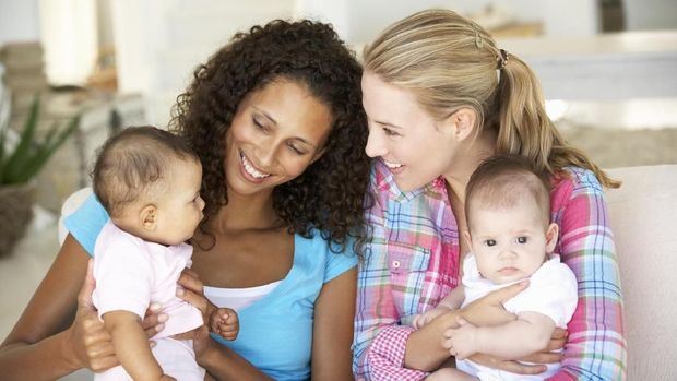 6 Manfaat Playdate Bagi Ibu Seperti yang Dilakukan Andien