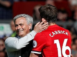 Selepas pensiun, Carrick tidak akan jauh-jauh dari sepakbola. Manajer MU Jose Mourinho menjanjikan posisi asisten manajer, mengisi posisi Rui Faria yang hengkang. (Foto: Darren Staples/Reuters)