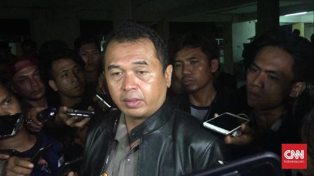 Kabid Humas Polda Jatim Kombes Frans Barung Mangera, di Sidoarjo, beberapa waktu lalu.