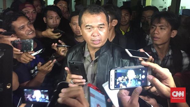 Kabid Humas Polda Jatim Kombes Frans Barung Mangera, di Sidoarjo, Jawa Timur, Senin (14/5).