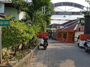 Densus Geledah Rumah Warga Pasuruan, Amankan Sejumlah Barang