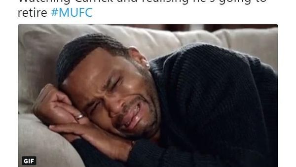 Parade Meme Iringi Kepergian Carrick dan Wenger