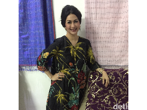 Bibir Lebih Tebal, Diana Pungky Mengaku Suntik Filler