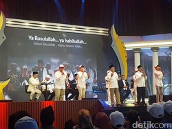 Pita Hitam dan Doa Sudrajat-Syaikhu Bagi Korban Bom Surabaya