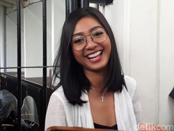 Resmi Cerai dari Nicky Tirta, Liza Elly Sampaikan Pesan Ini