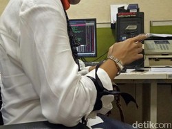 Berduka Jenazah Perawat Tertular Corona Ditolak, PPNI Pasang Pita Hitam