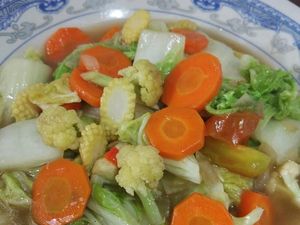 Renyah Segar, Cap Cay Pilihan Netizen untuk Makan Siang