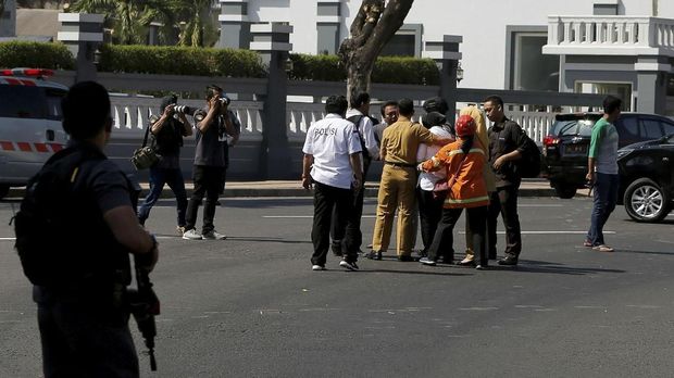 Terisolasi di TKP Bom Bunuh Diri Mapolrestabes Surabaya